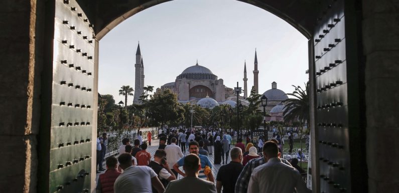 Turquie: Erdogan veut renommer l’ex-basilique Sainte-Sophie en «mosquée Sainte-Sophie»
