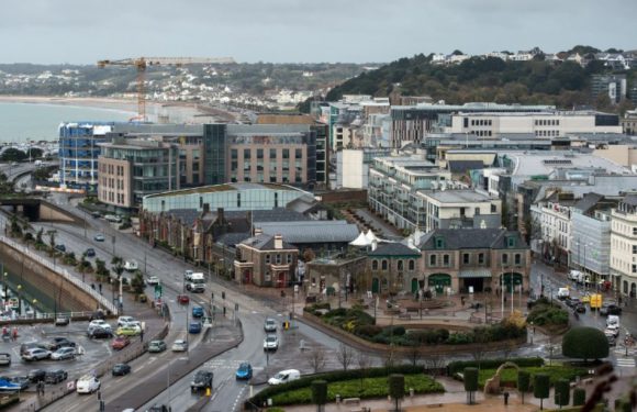 Royaume-Uni: Un tiers des milliardaires placent leur fortune dans des paradis fiscaux