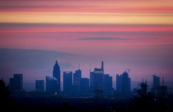 Allemagne: Une flashmob à Francfort dégénère en confrontation avec la police