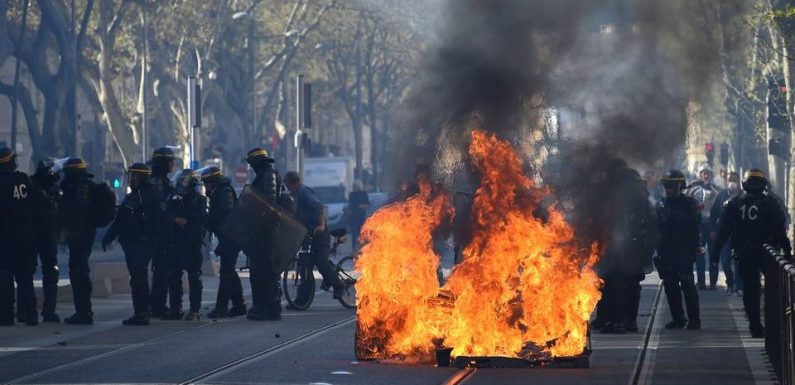 Cinq infos dans le rétro: Paquebot à la dérive, chute du «califat» et expo pharaonique