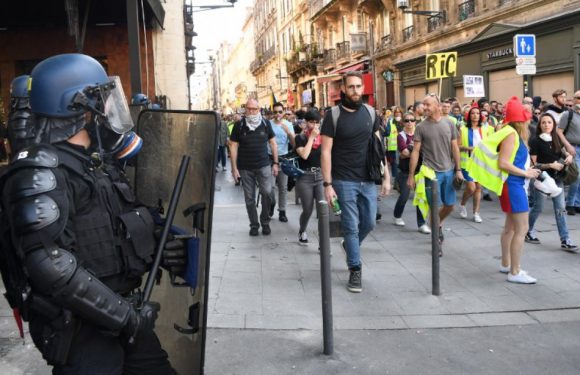 «Gilets jaunes» à Bordeaux: Près de 5.000 manifestants dans une «ville morte»