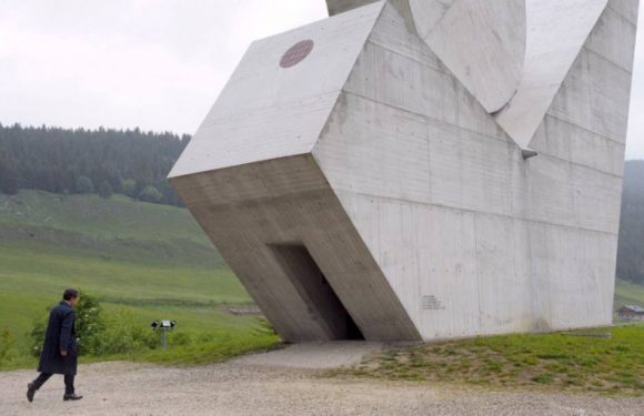 Emmanuel Macron et Nicolas Sarkozy se retrouvent pour commémorer le maquis des Glières
