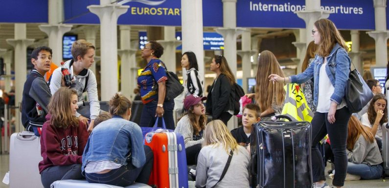 Brexit: Les passagers de l’Eurostar, premières victimes de la grève du zèle des douaniers français
