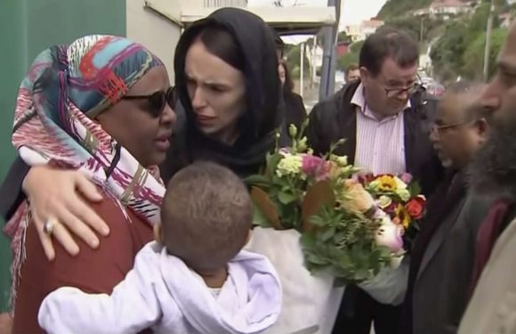 Attentats de Christchurch: La Nouvelle-Zélande rend hommage à ses 50 victimes