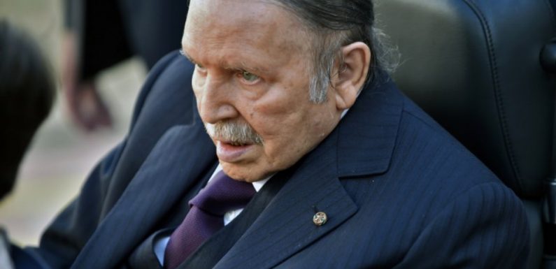 Algérie: Abdelaziz Bouteflika renonce à briguer un cinquième mandat, l’élection présidentielle est reportée