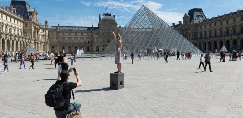 30 ans de la pyramide du Louvre: Avant la consécration, l’œuvre de Ieoh Ming Pei a été très controversée