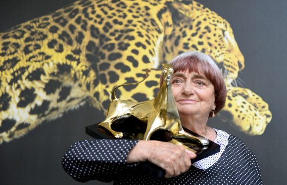VIDEO. Mort d&rsquo;Agnès Varda: Télés et radios bousculent leur programme pour rendre hommage à la réalisatrice
