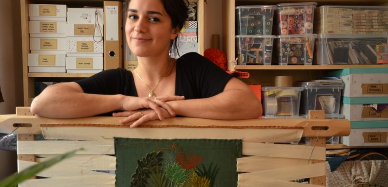 Lyon: Zélia Smith, costumière à l’Opéra de Lyon, «rêvait de confectionner des robes de princesses»