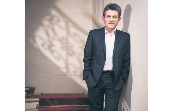 Henri de Castries : « Les impôts ne sont pas la solution »