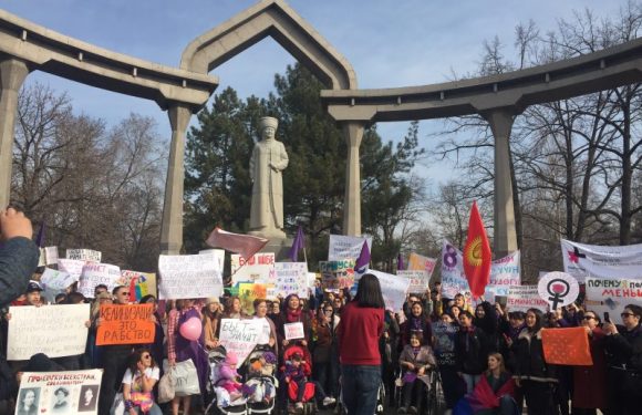Comment une marche des femmes pour le 8 mars a failli être interdite au Kirghizistan