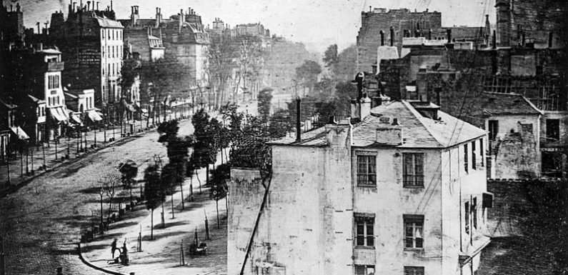 Les plus anciennes photographies de la capitale