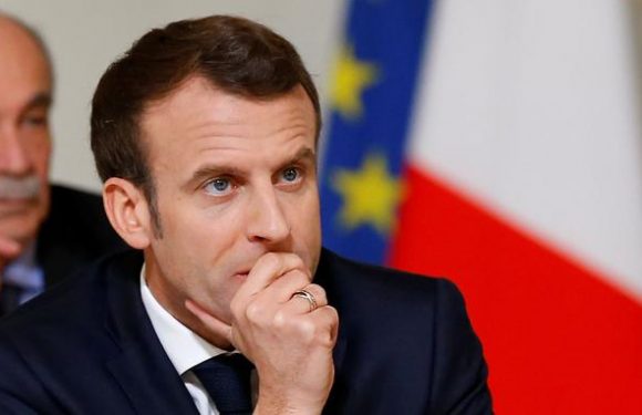 Laurent Bouvet: «Entre les deux interprétations possibles de la laïcité, Macron doit choisir»