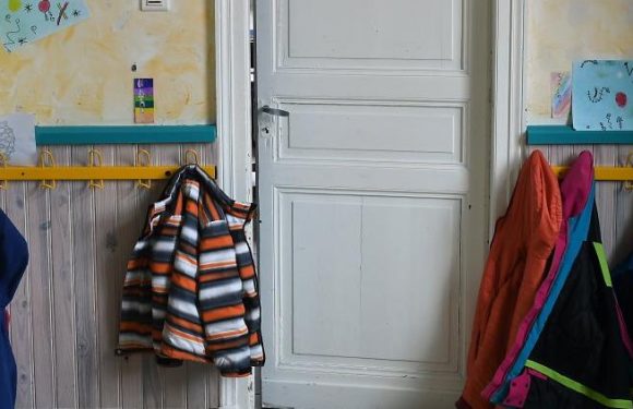 Arabe au CP, suppression des maternelles… L&rsquo;école, cible fréquente de rumeurs