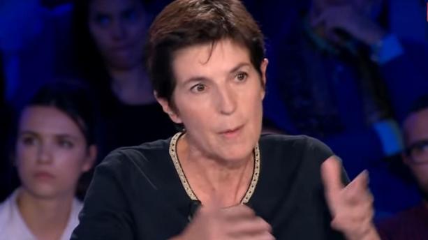 Après des tags antisémites, Christine Angot porte plainte pour « injures à caractère racial et menaces aggravées »