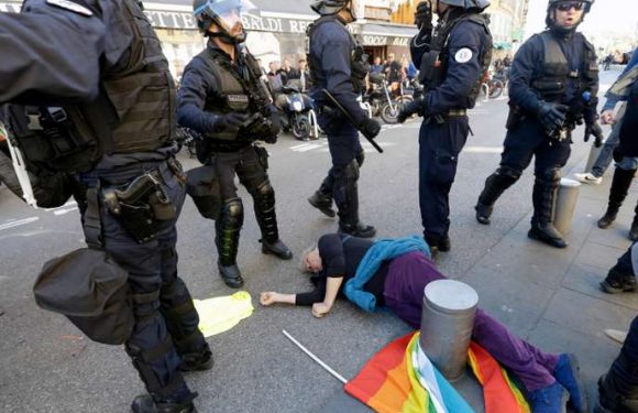 Chute de Geneviève Legay : le procureur reconnaît l’implication d’un policier