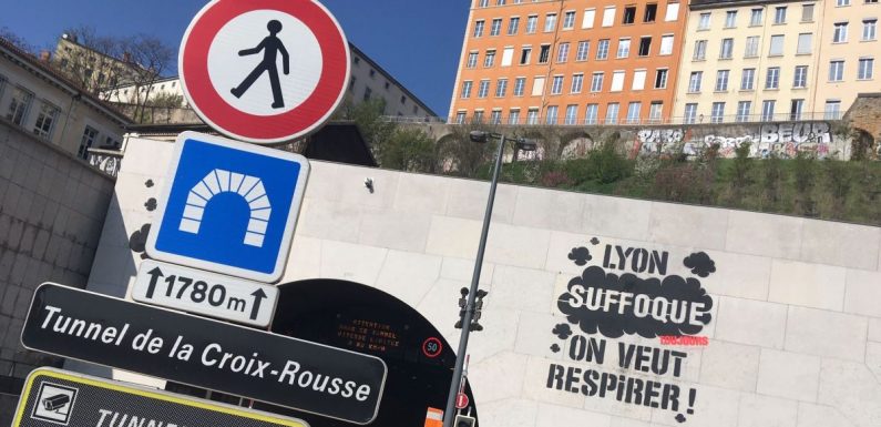 Lyon: Greenpeace interpelle les élus sur la qualité de l’air avec un graffiti géant