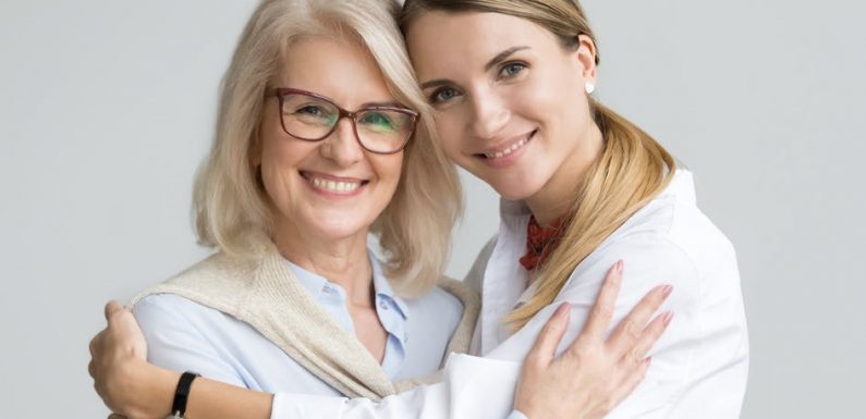 33 ans, l’âge où les femmes ressembleraient à leurs mères