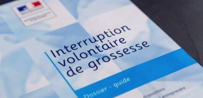 Menace sur la clause de conscience des médecins : le Parlement veut contrôler l’accès effectif à l’avortement