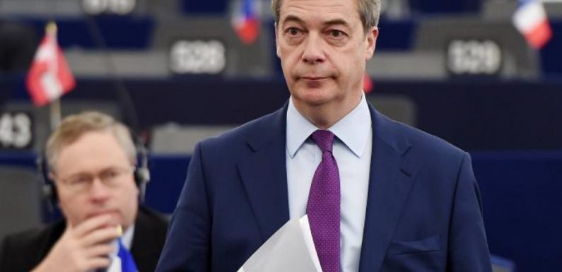 Nigel Farage est de retour : “Ça suffit ! Nous voulons nous gouverner nous-mêmes !”