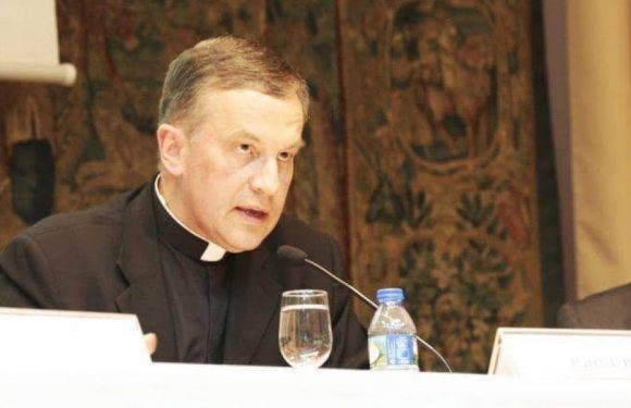 Mgr Descourtieux nouveau supérieur de la Section remplaçant Ecclesia Dei