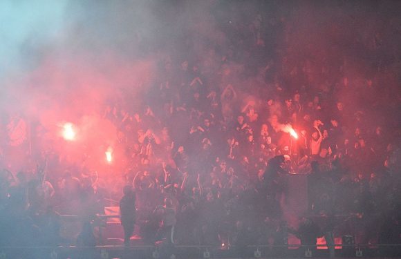 Non, l&rsquo;homophobie « folklorique » n&rsquo;a pas sa place dans les stades de football