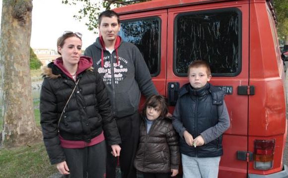 A Trouville, ils vivent dans un camion avec leurs enfants