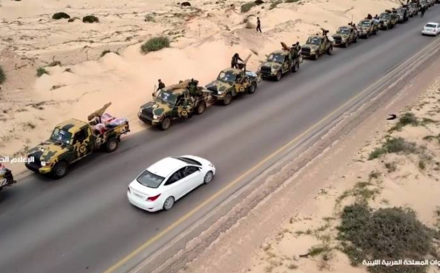 Libye: Le maréchal Khalifa Haftar a ordonné hier à ses forces « d’avancer » en direction de la capitale Tripoli, suscitant de fortes craintes d’un embrasement militaire dans ce pays divisé.