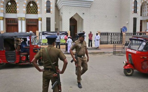 Sri Lanka : après les attentats les mosquées sont protégées par l’armée, les églises catholiques fermées jusqu’à nouvel ordre