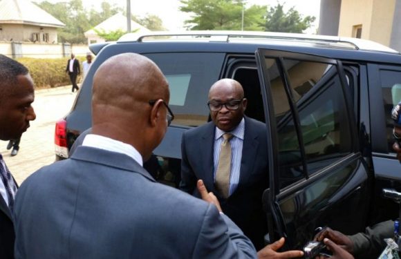 Nigeria: démission du président de la Cour suprême accusé de corruption