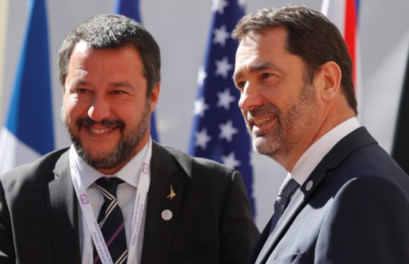 Migrants : Castaner admet que «les ONG ont pu se faire complices des passeurs»