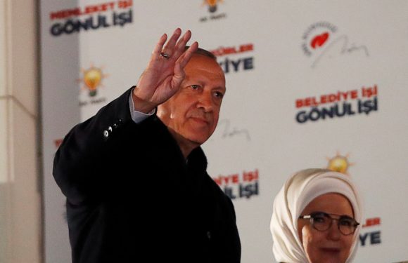 «L&rsquo;Amérique et l&rsquo;Europe devraient rester à leur place», se plaint Erdogan