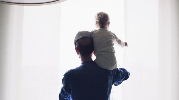 Congé parental européen: comment la France a fait voter une version au rabais