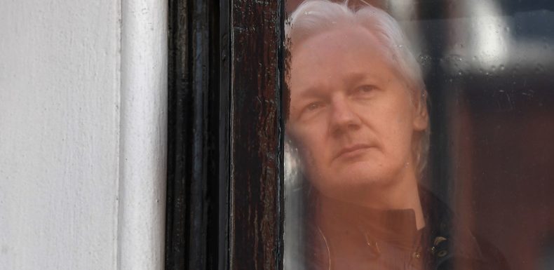 Retrouvez les dernières interviews de Julian Assange à RT (VIDEOS)