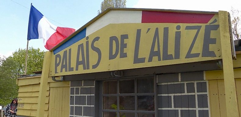Dans l’Oise, des Gilets jaunes défendent leur camp, menacé d’évacuation (VIDEO)