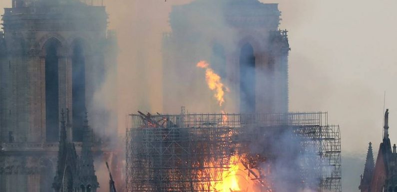 Incendie à Notre-Dame EN DIRECT : Sauver la cathédrale «n’est pas acquis», pour Laurent Nuñez