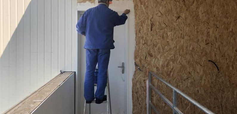 Nantes: En grande précarité, ils participent à la construction de leur logement social