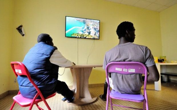 Jaulges (89) : un chauffeur pour conduire les demandeurs d’asile à leurs rendez-vous médicaux, les association inquiètes