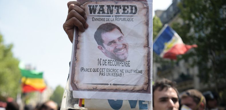 Acte 25 des Gilets jaunes : Castaner, cible des manifestants après la polémique du 1er Mai