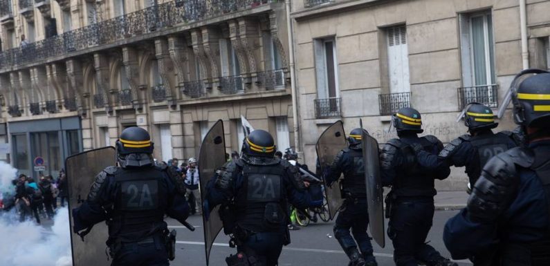 VIDEO. Manifestation du 1er-Mai: Le CRS toulousain blessé à la tête par un pavé reste en observation