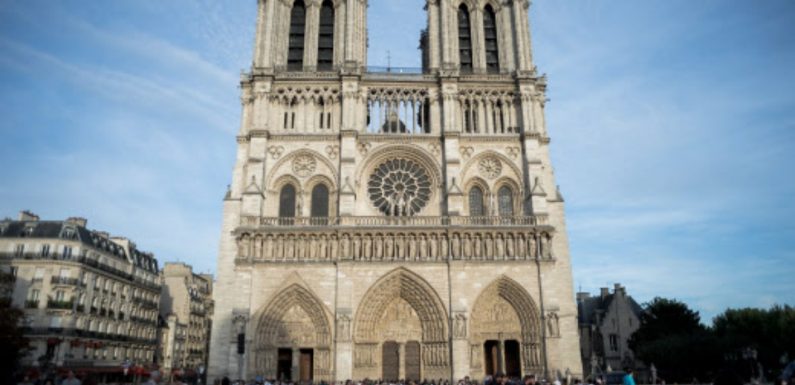 Incendie à Notre-Dame: Le projet de loi pour la restauration de la cathédrale adopté en commission