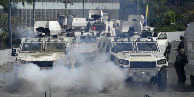 Venezuela : une femme tuée par balle pendant les manifestations anti-Maduro