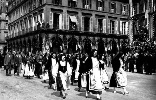 Genre et engagement : les ressorts de l’engagement féminin d’Action française (années 1900-années 1930)