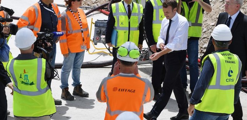 Taux de chômage au plus bas : « Macron en profite mais n’y est pour presque rien »
