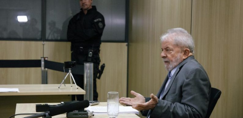 Brésil: la Cour suprême refuse de libérer l’ancien président Lula