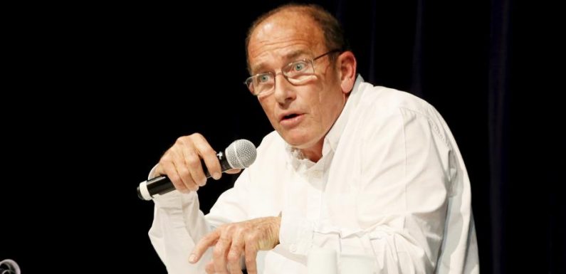 L’enseignant controversé Etienne Chouard écarté de Sud Radio après ses propos sur les chambres à gaz