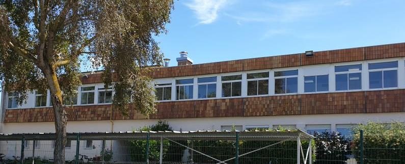 La Rochelle : le principal adjoint d’un collège mis en examen, accusé de prendre des photos sous les jupes des filles