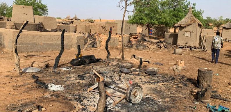 Mali: les femmes appellent au dialogue après les massacres