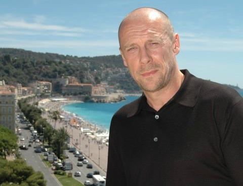 Alain Soral: 2 ans ferme requis pour un clip de rap « gilet jaune » dénoncé comme antisémite