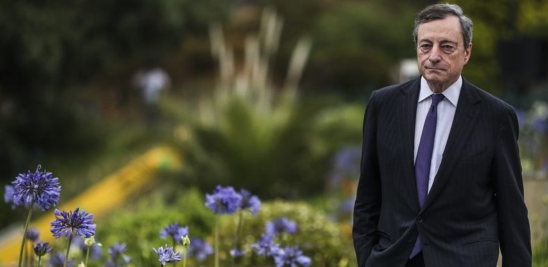 Après la guerre commerciale, la guerre des monnaies : Trump s’en prend à Draghi et à l’euro faible