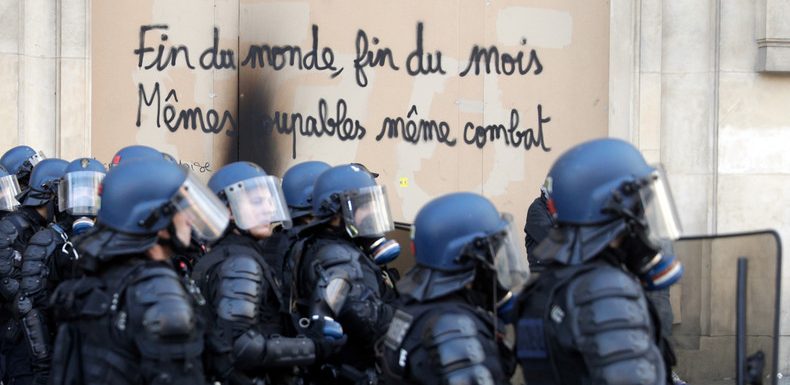 Un gendarme se suicide à Nîmes : les associations alertent et désespèrent d’être entendues